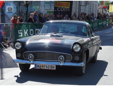 MA 742 BH, Ford Thunderbird