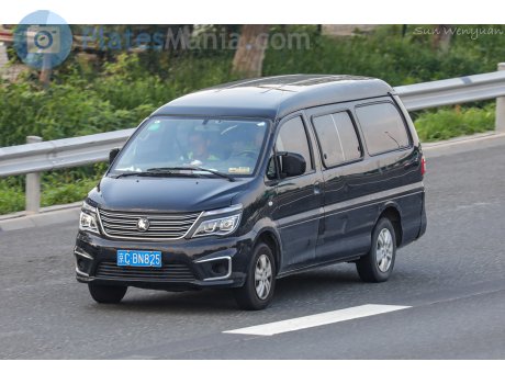 京C·BN825, Forthing (Fengxing) Lingzhi