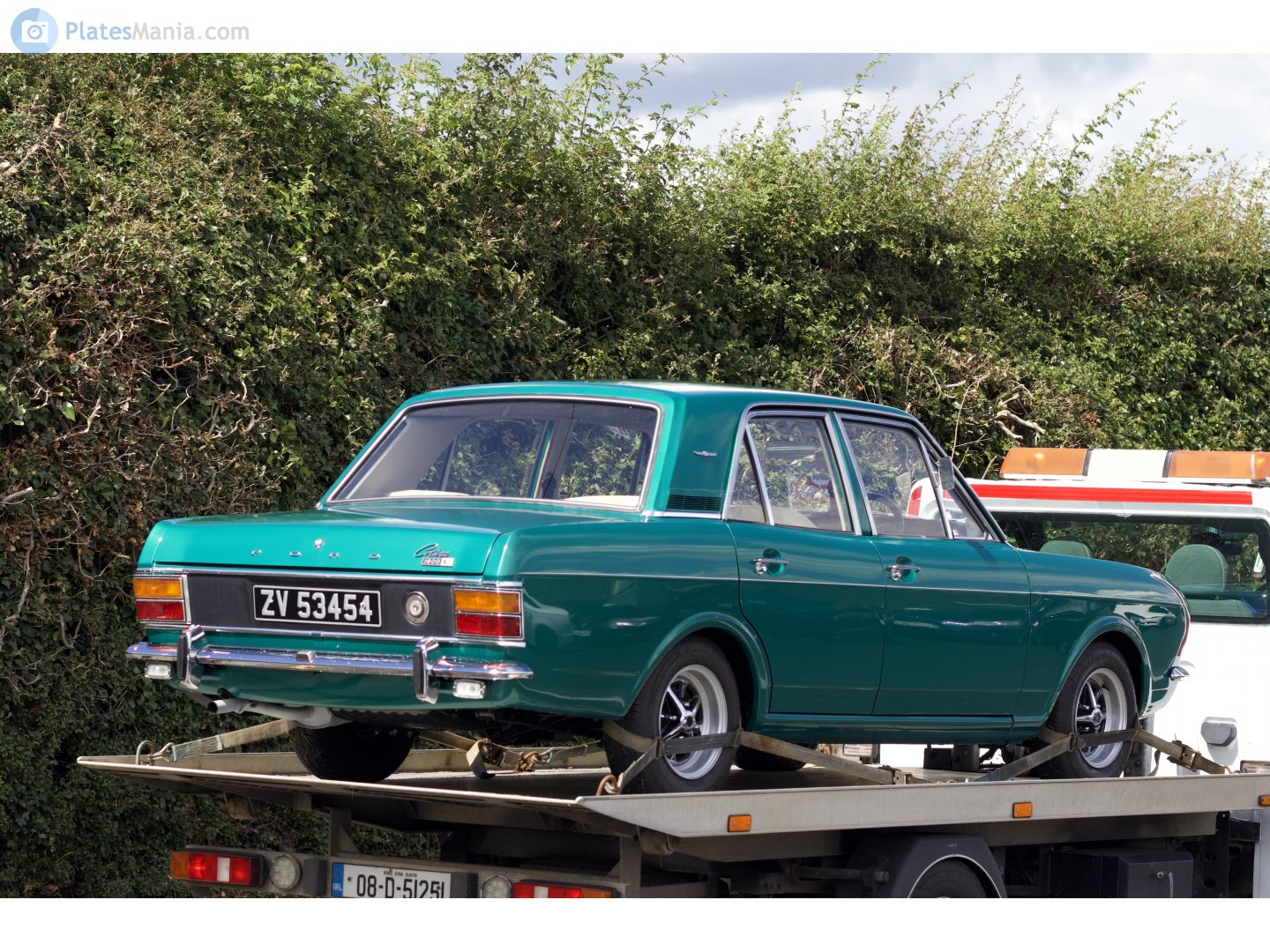 ZV 53454, Ford Cortina 2nd gen 4-door Sedan (Mk2) 1966–1970