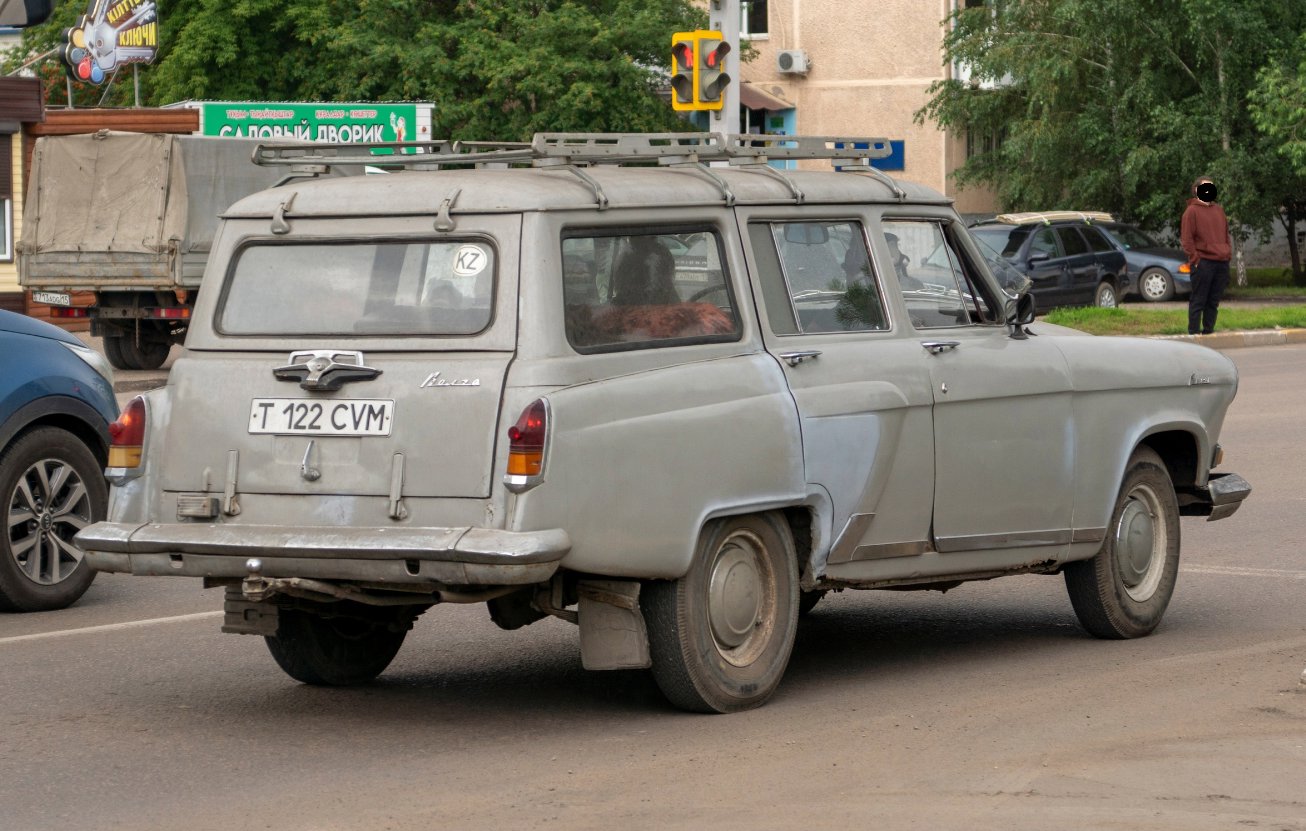T 122 CVM, GAZ 22 Волга 