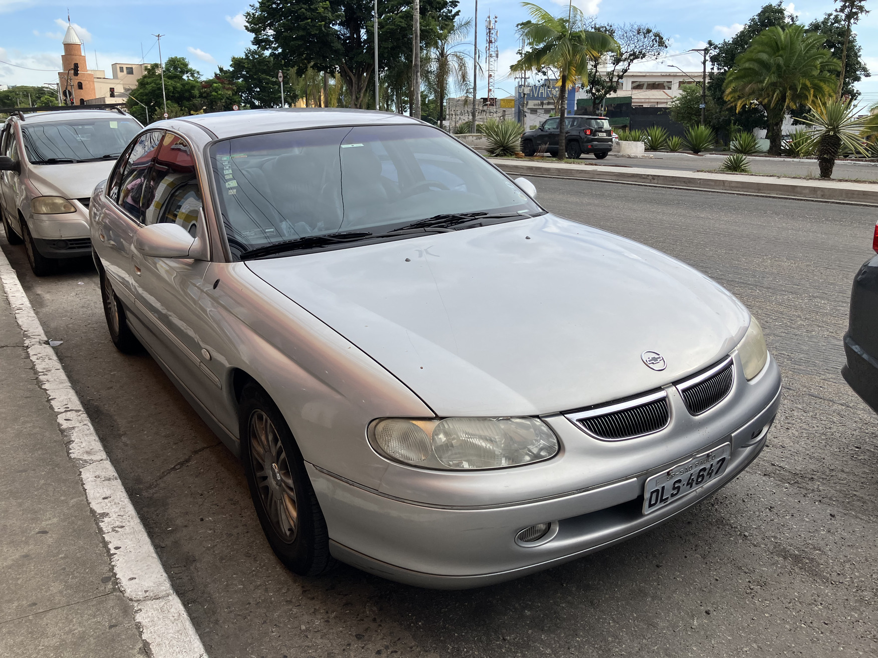 DLS-4647, Chevrolet Omega 2nd gen (B; V-body), 1999–2000