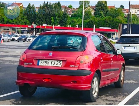 7885 YJ 25, Peugeot 206