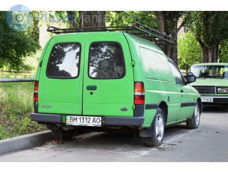 BM 1312 AO, Ford Escort Express
