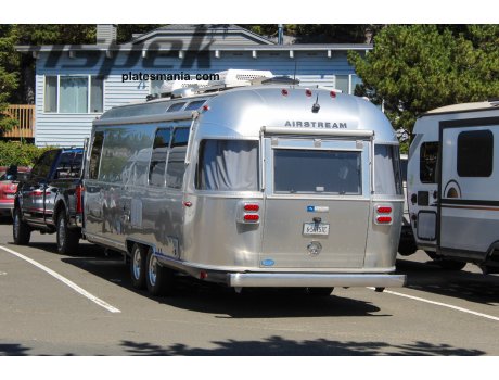 6-54757C, Airstream Land Yacht