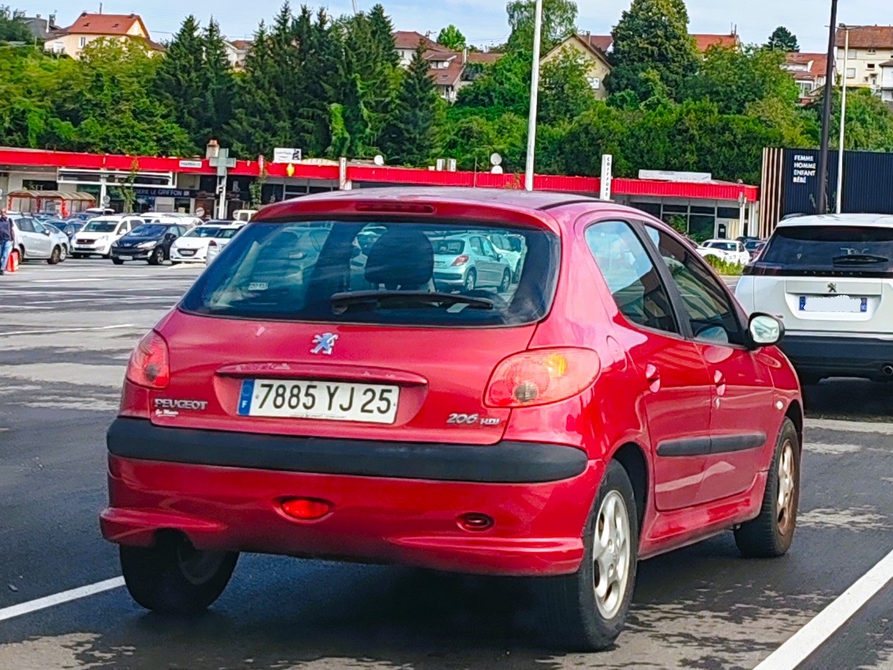 7885 YJ 25, Peugeot 206 1st gen 5-door Hatch (T11), 1998–2009 (–2012 for IR-market)