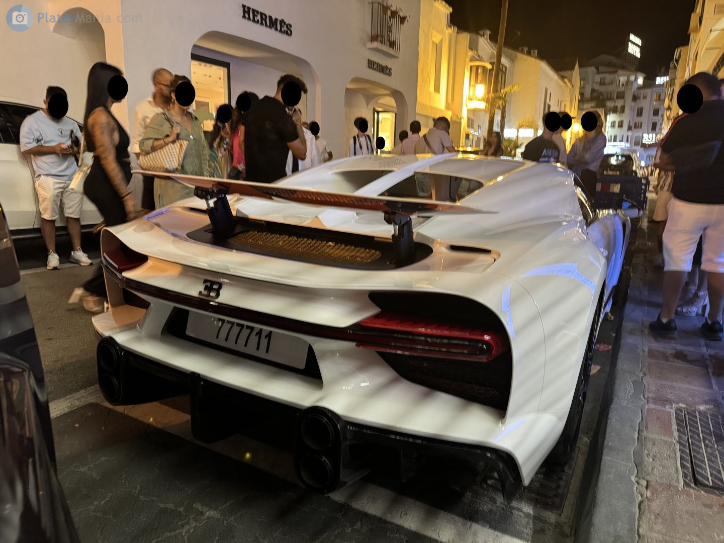 777711, Bugatti Chiron 2016–2024
