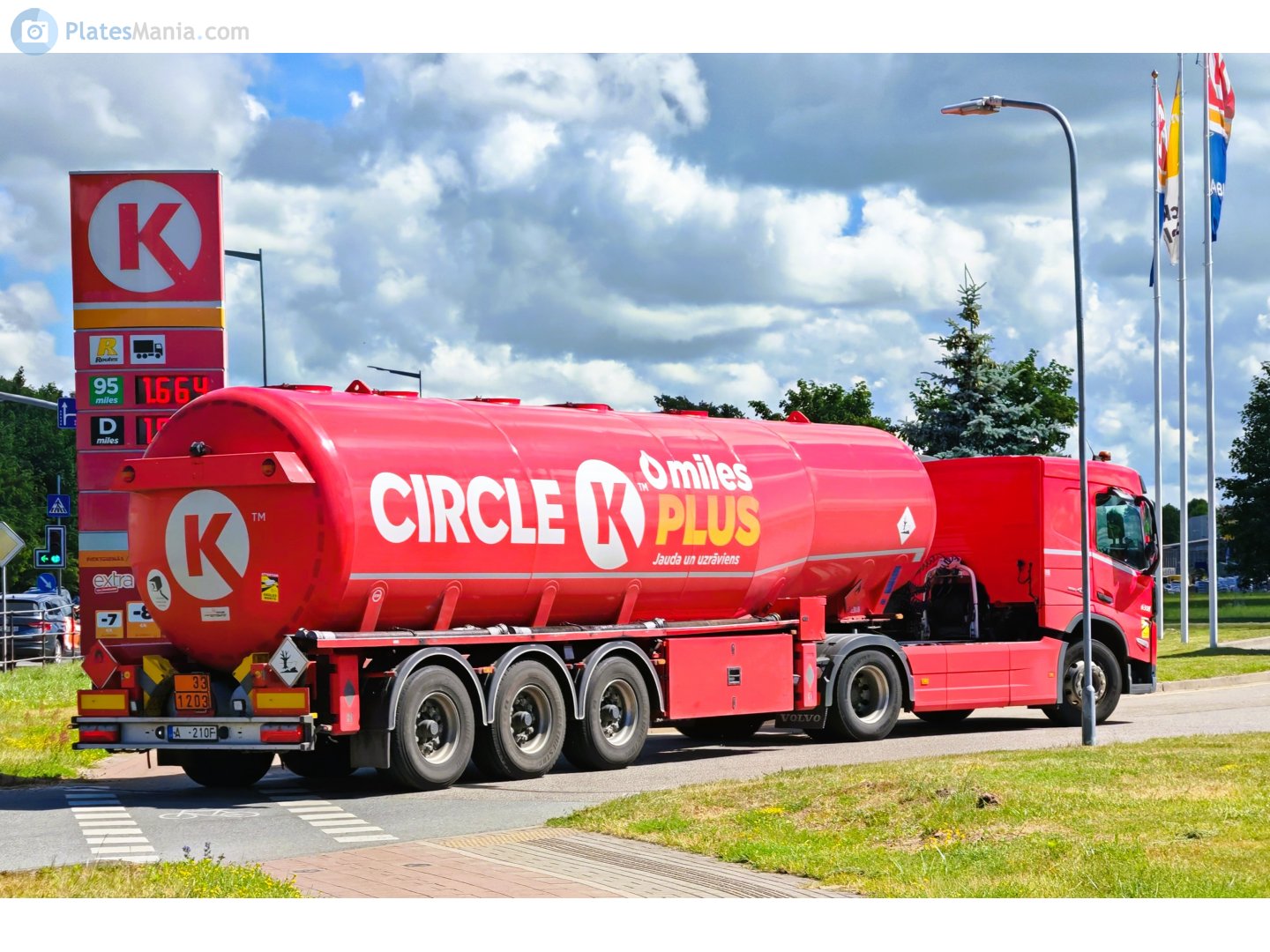 A-210F, Kässbohrer ST-Series 