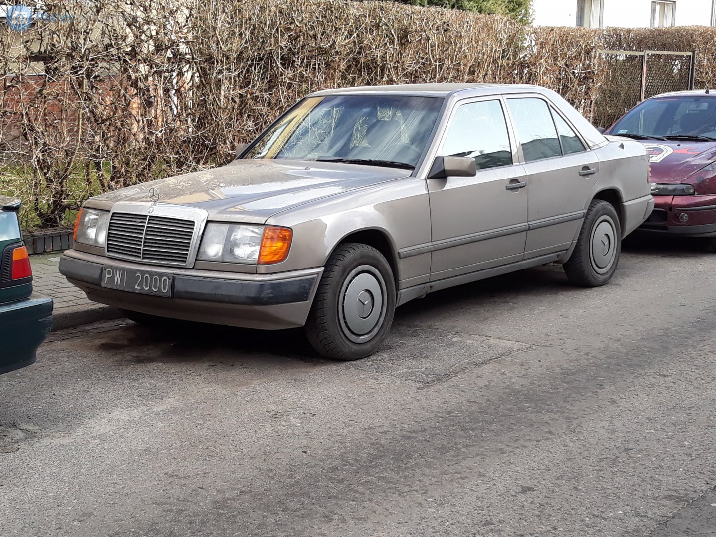 PWI 2000, Mercedes-Benz E-Klasse 1st gen Sedan (W124), 1984­–1995