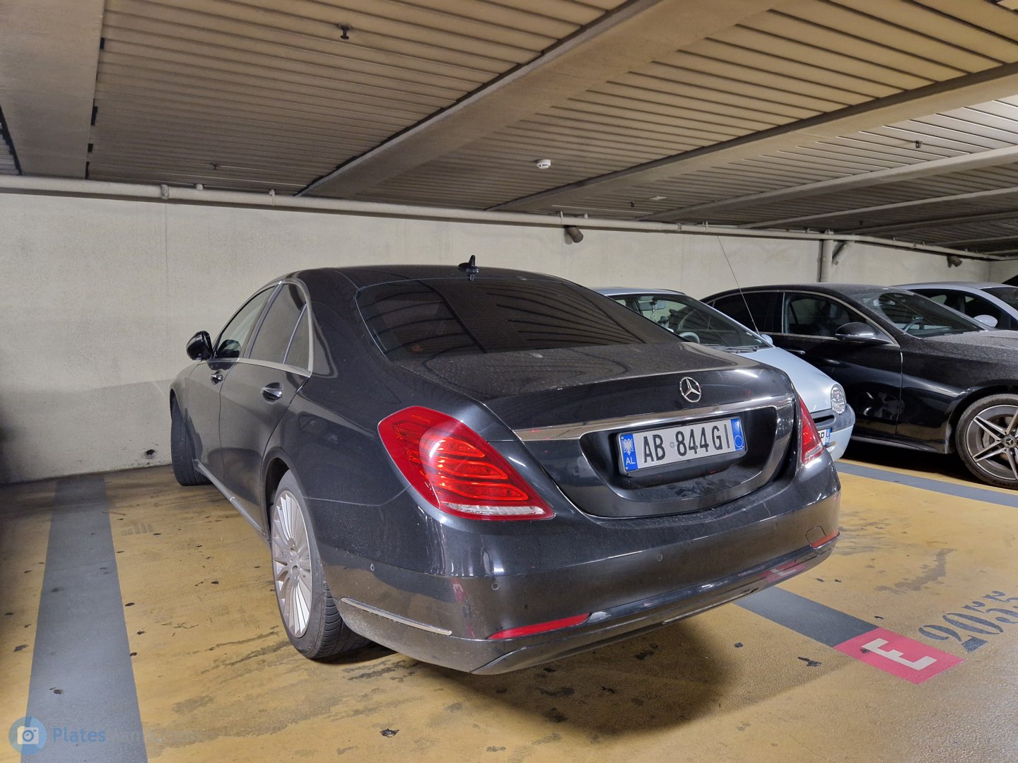 AB 844 GI, Mercedes-Benz S-Klasse 8th gen Sedan (W222/V222), 2013–2020