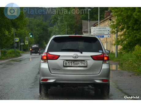 в111нр142, Toyota Corolla Fielder