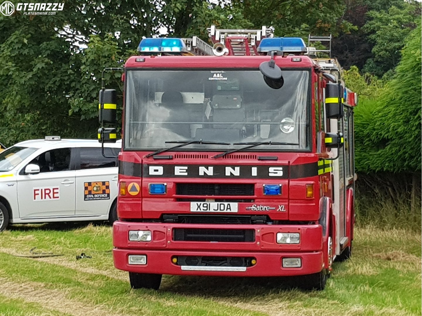 X91JDA, Dennis Sabre 