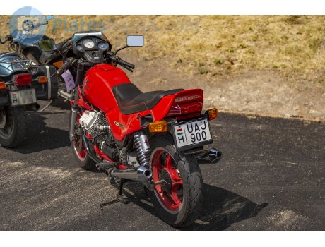 UAJ-900, Moto Guzzi V35