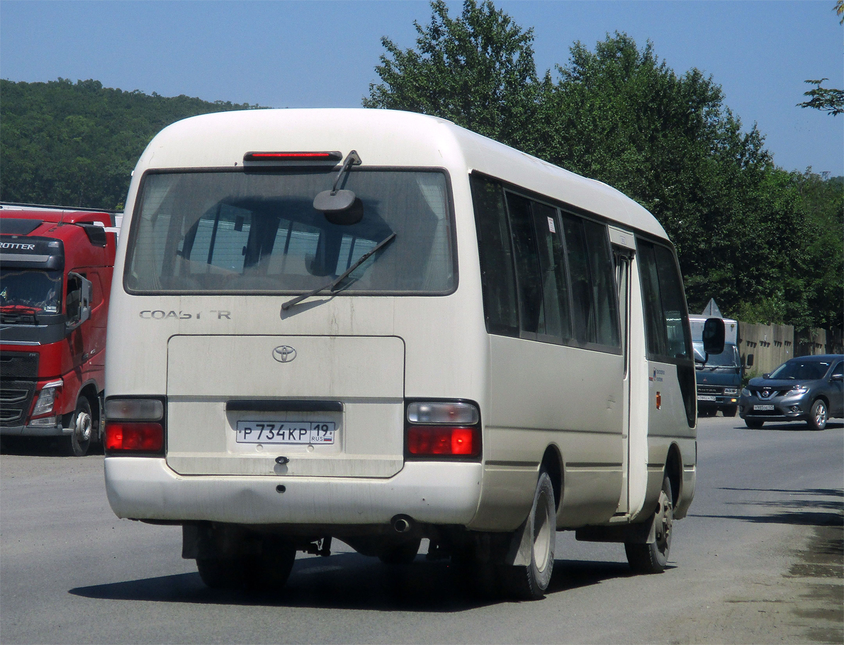 р 734 кр 19, Toyota Coaster 3rd gen (B40/B50), 1993–2016