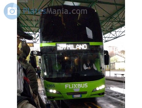 GN 987 AG, Neoplan Skyliner