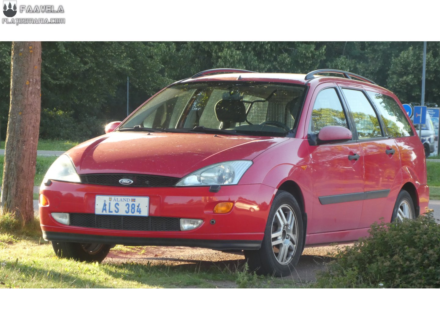 ÅLS 384, Ford Focus 1st gen Turnier Wagon (DNW; C170), 1998–2005