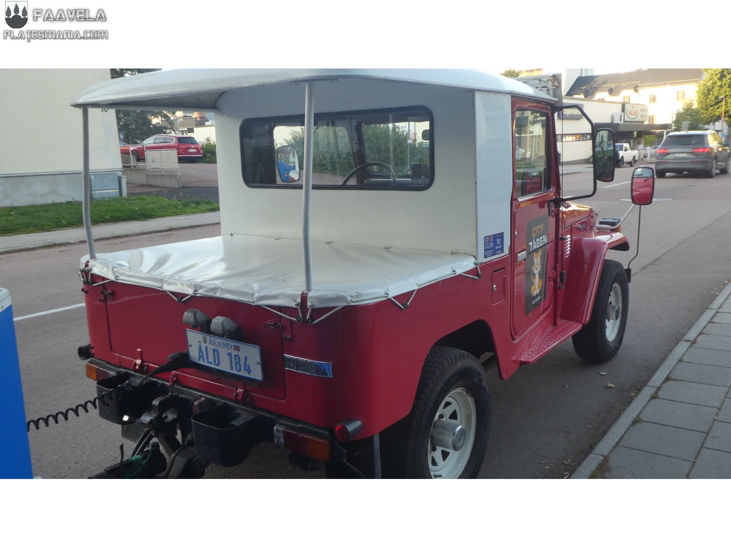 ÅLD 184, Toyota Land Cruiser 40 3-door SUV (J40–44/46), 1960–1984