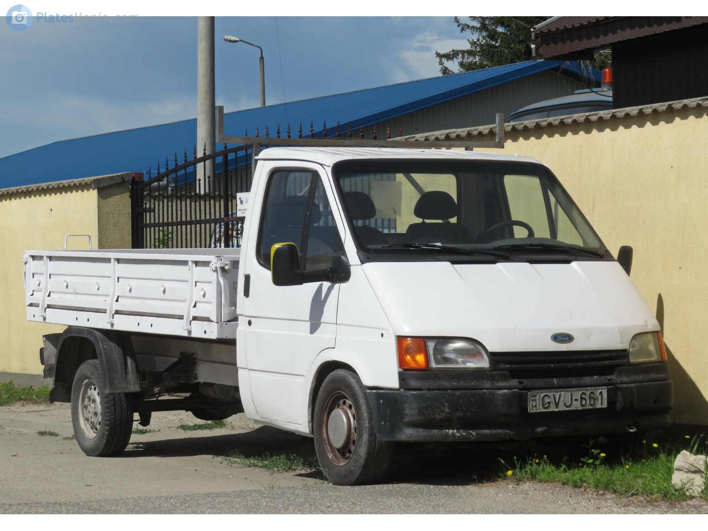 GVJ-661, Ford Transit 2nd gen Single Cab, 1986–2003