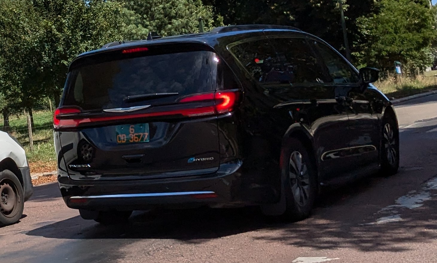 6 CD 3677, Chrysler Pacifica 2nd gen Minivan (RU), facelift, 2020–