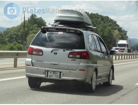 у854вр193, Nissan Prairie