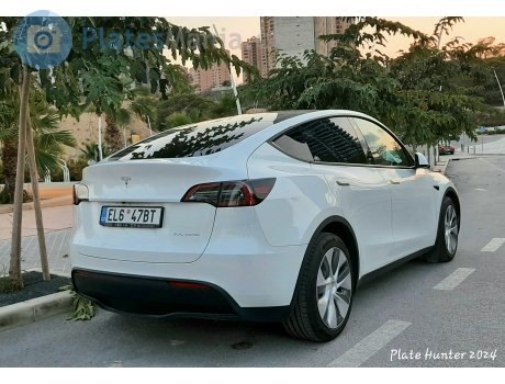 EL6 47BT, Tesla Model Y