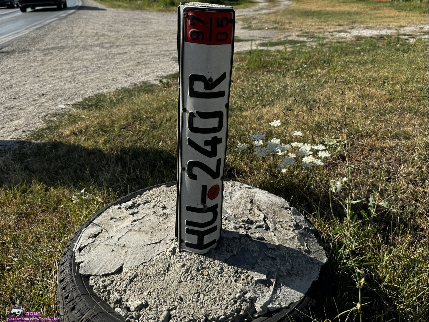 HU 240 R, License plate without vehicle 