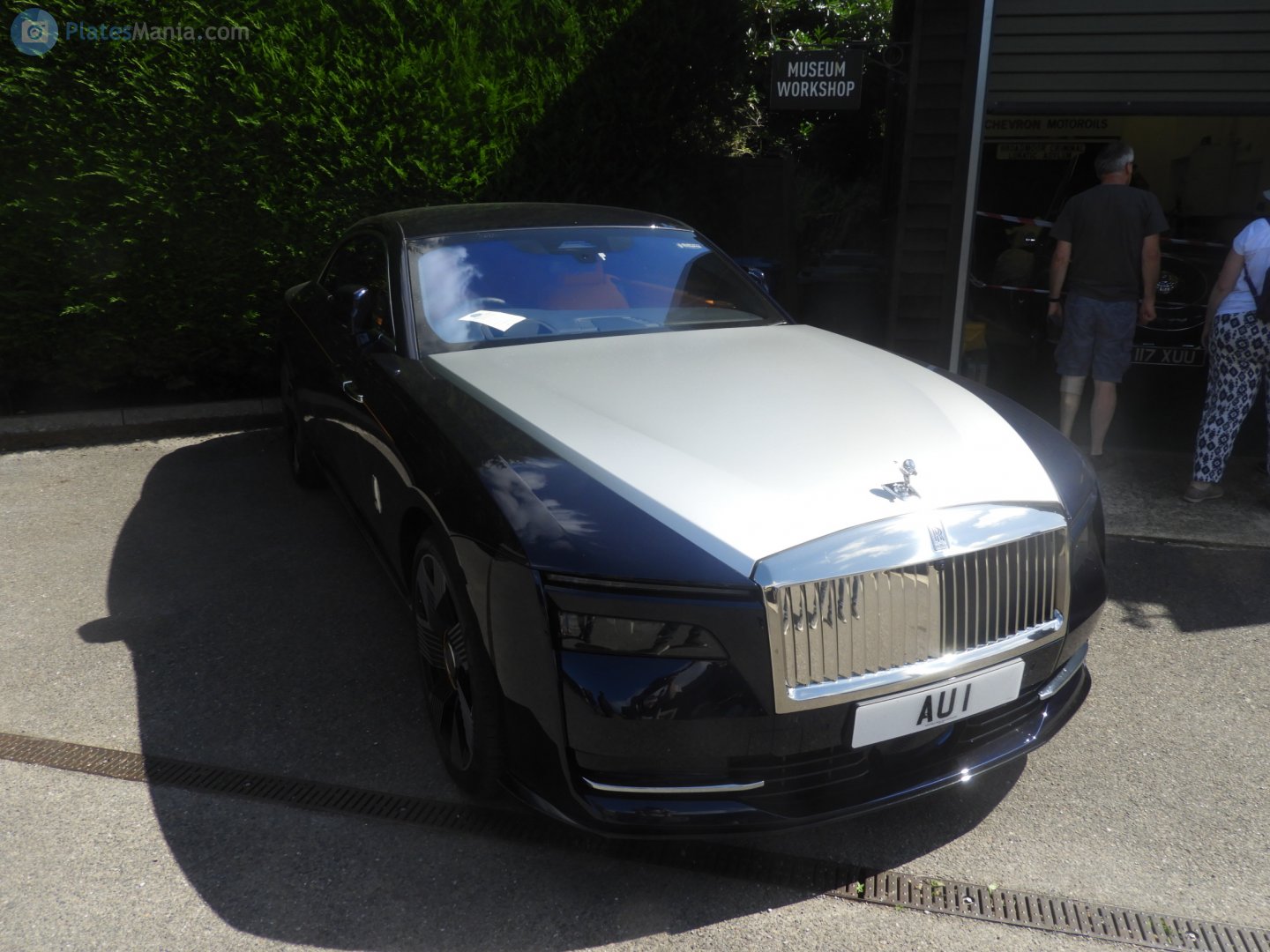 AU1, Rolls-Royce Spectre 1st gen, 2023–