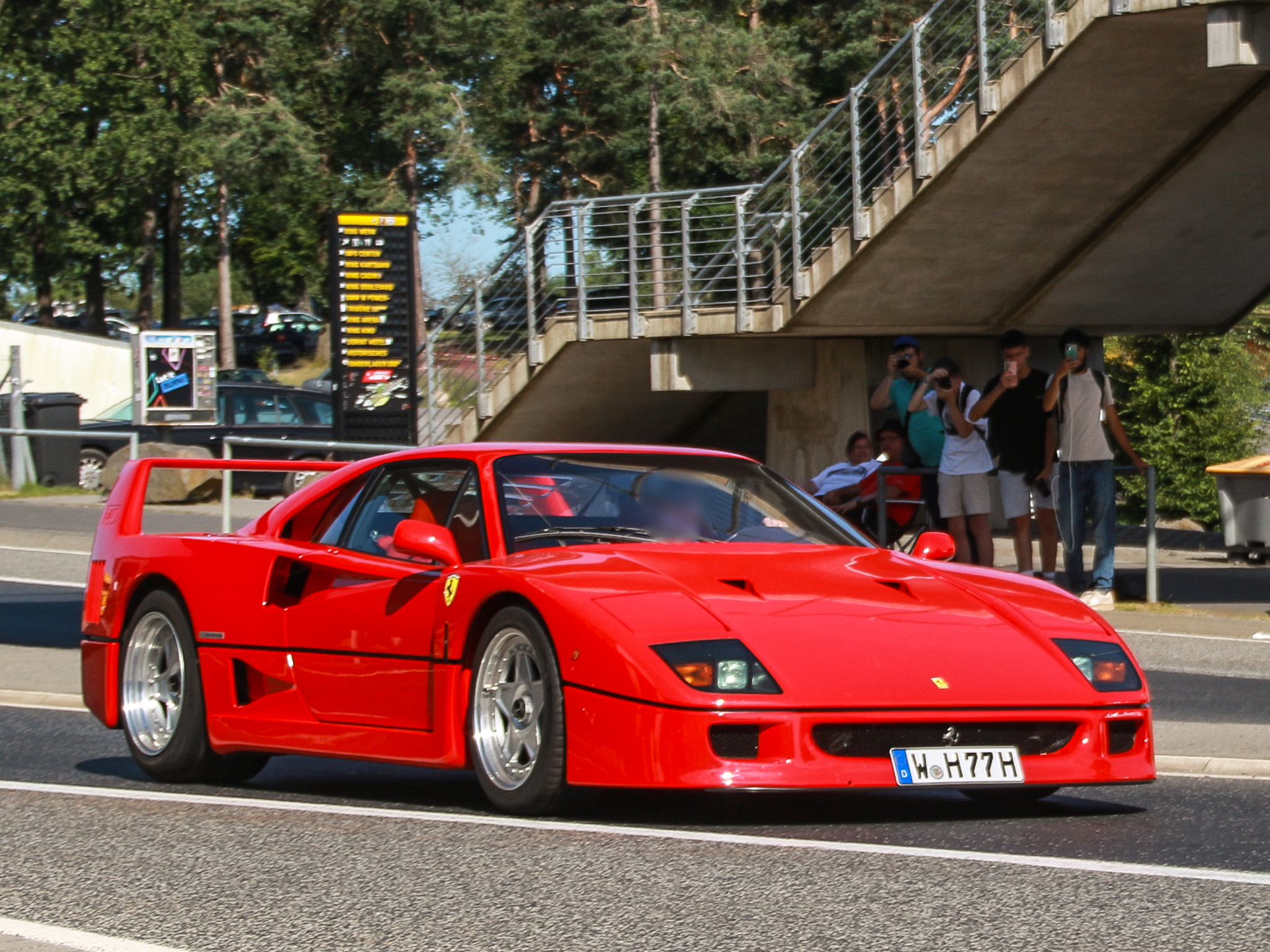 W H 77 H, Ferrari F40 1st gen (F120), 1987–1992