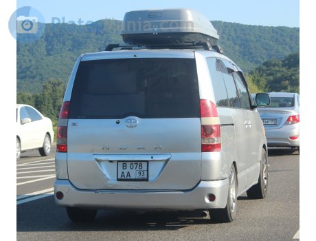 в078аа93, Toyota Noah