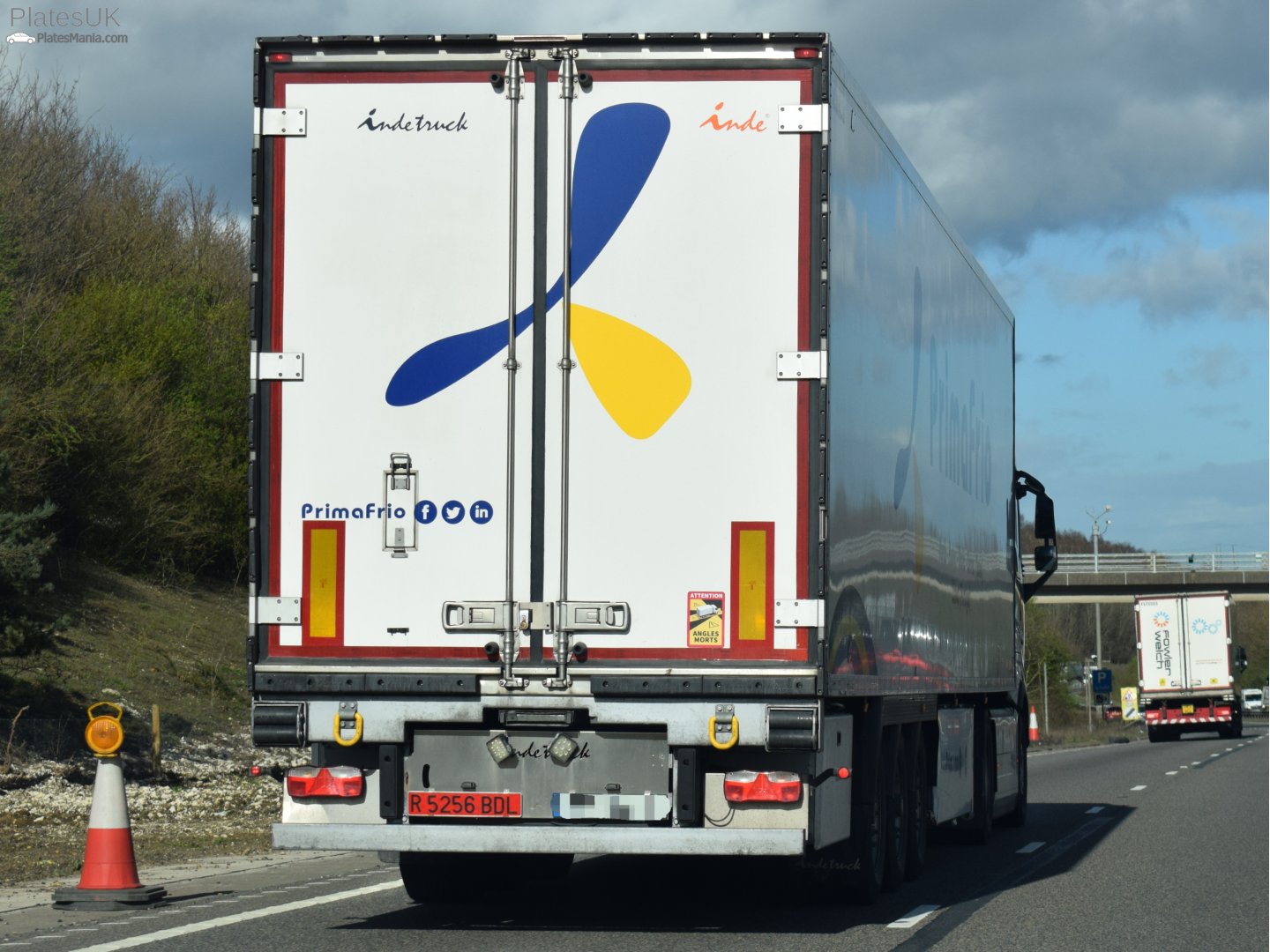 R 5256 BDL, Indetruck 