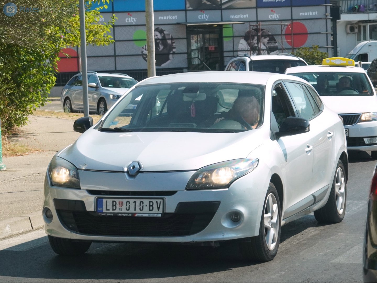 LB 010-BV, Renault Mégane 3rd gen Estate (K95), 2009–2016