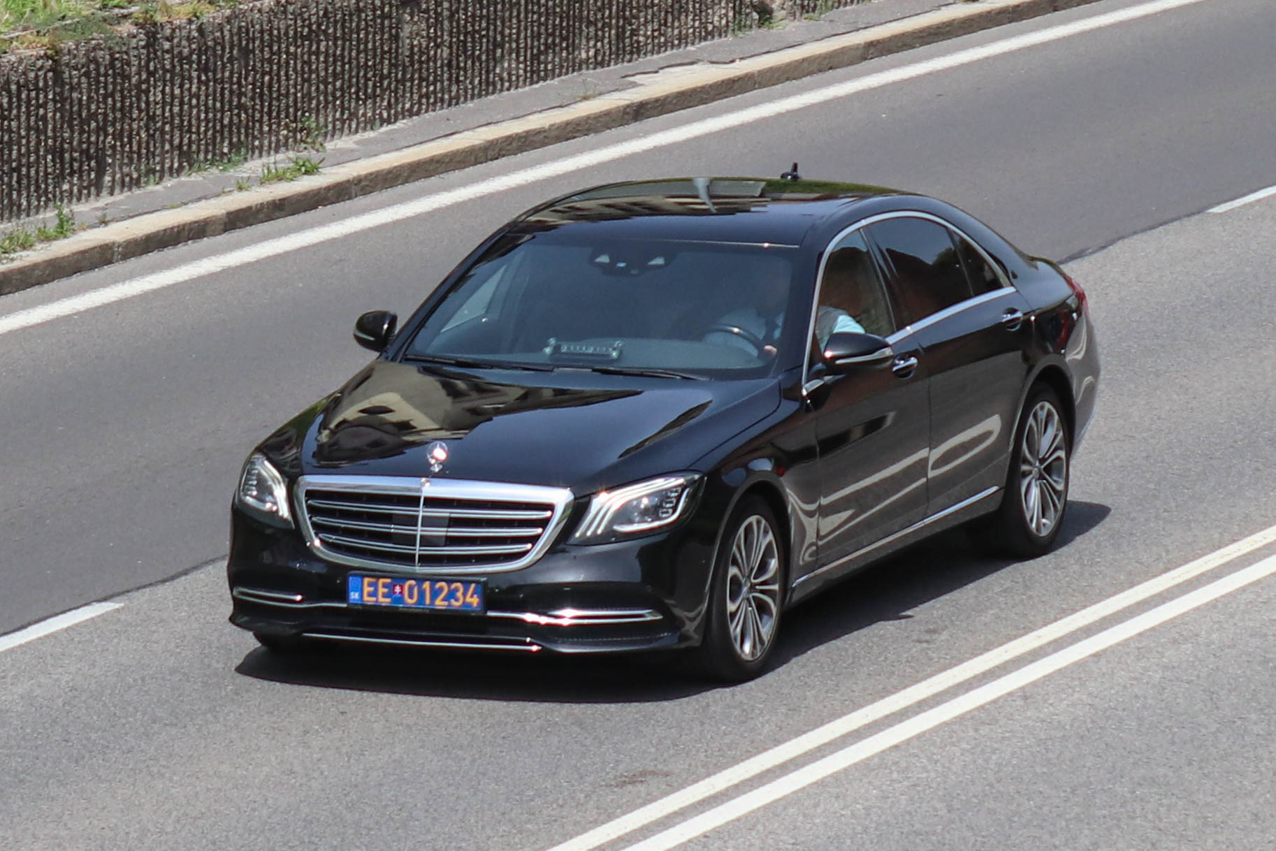 EE 01234, Mercedes-Benz S-Klasse 8th gen Sedan (W222/V222), 2013–2020