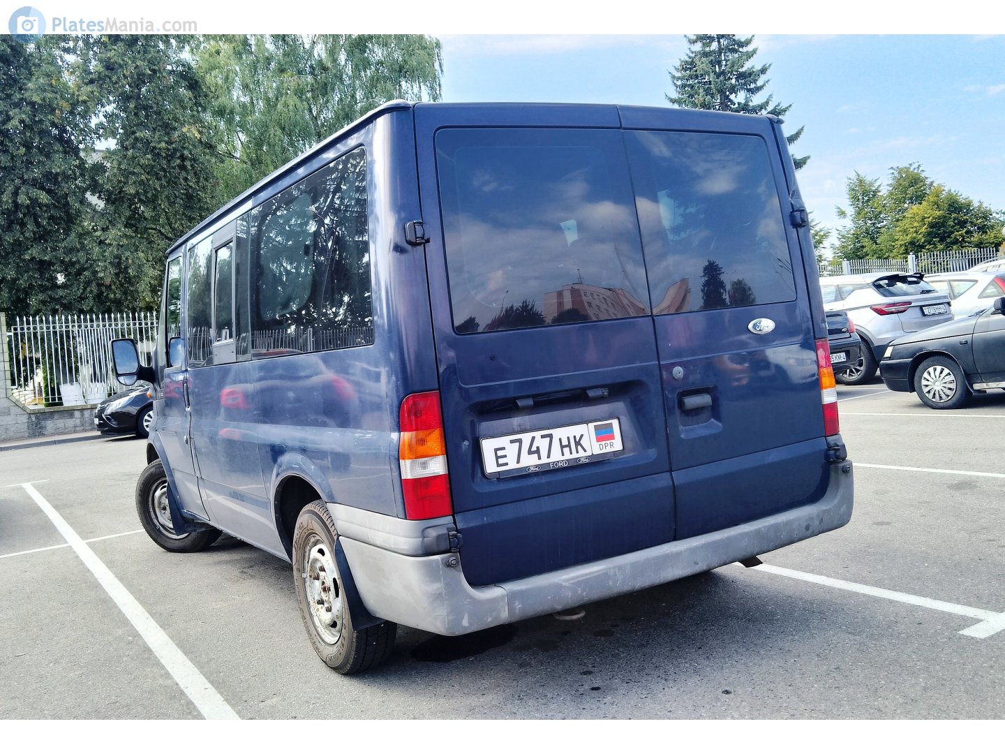 е 747 нк, Ford Transit 3rd gen Van (V184/V185), 2000–2006