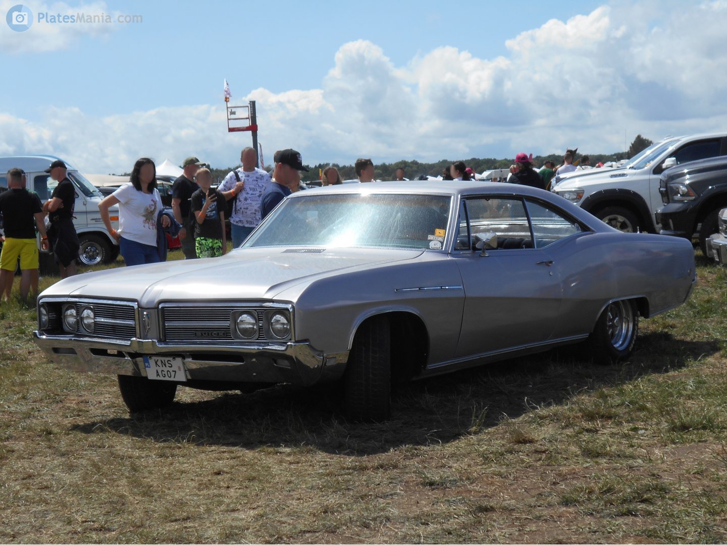 KNS AG07, Buick LeSabre 3rd gen 1967 2-door Hardtop (45237/45437; B-body), 2nd facelift, 1966–1967