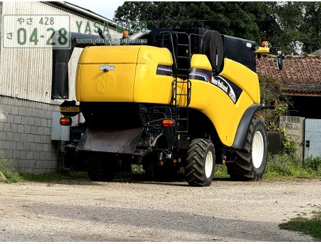 NY03 KNZ, New Holland CX-Series