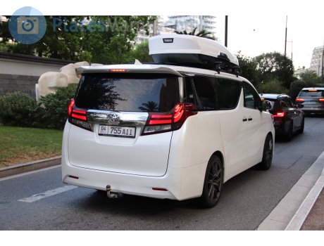 04 755 AII, Toyota Alphard