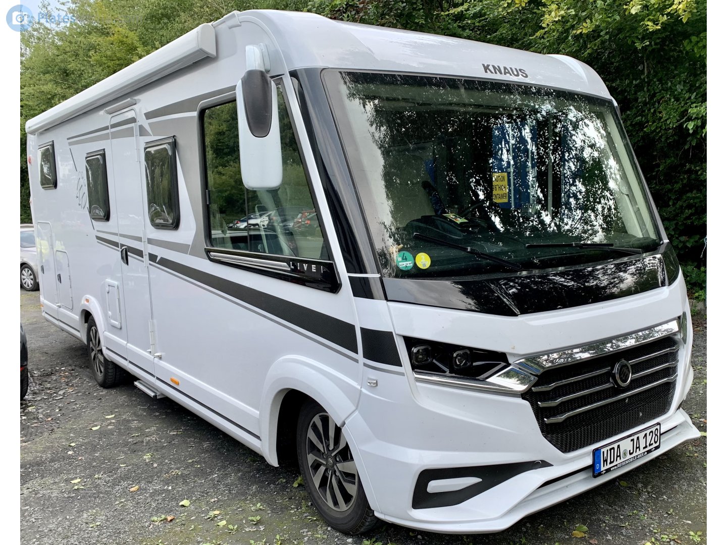 WDA JA 128, Knaus L!ve 