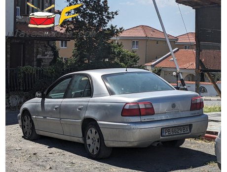 PB 6629 BX, Vauxhall Omega
