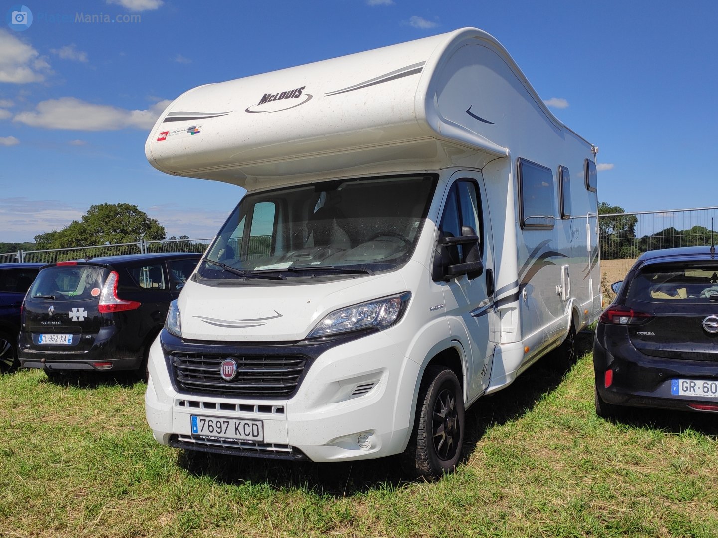 7697 KCD, McLouis Glamys 