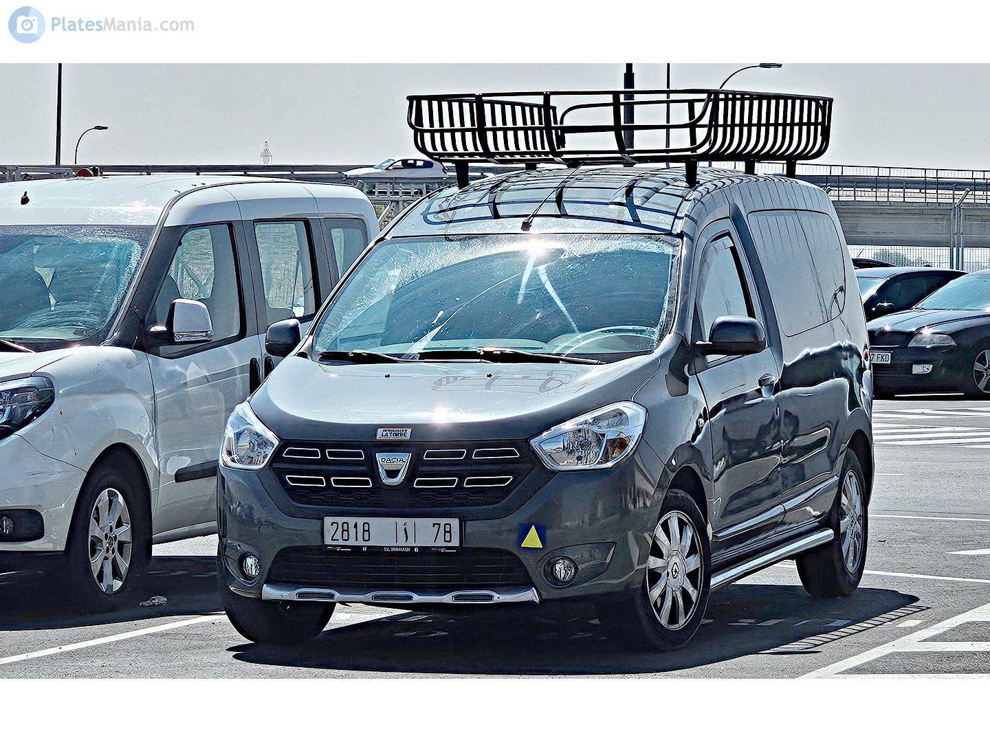 2818|أ|78, Dacia Dokker 1st gen Stepway (K67), 2012–2021