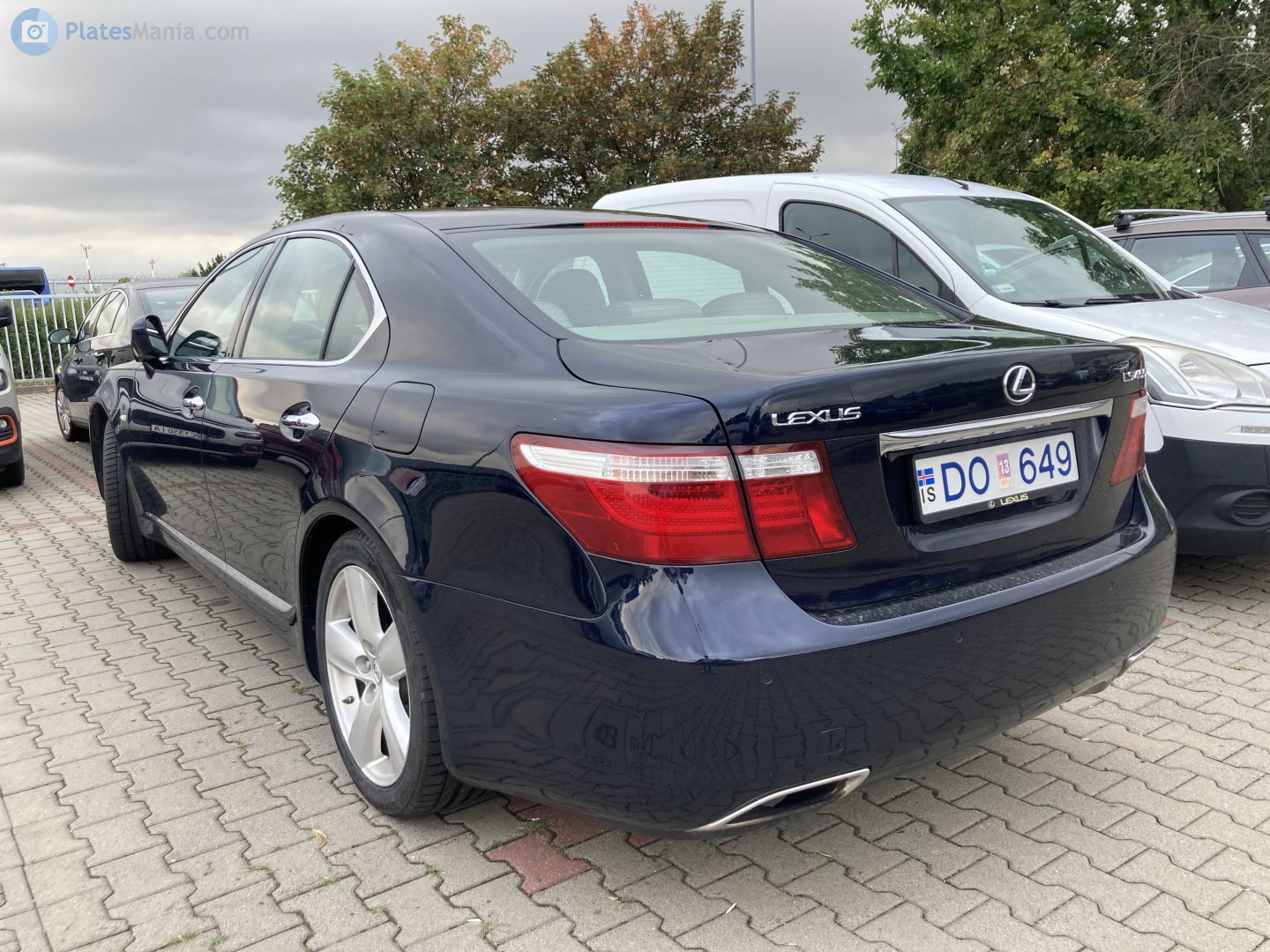 DO 649, Lexus LS 4th gen (XF40), 2006–2012