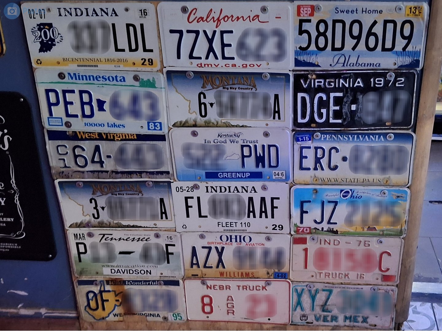 58D96D9, License plate without vehicle 