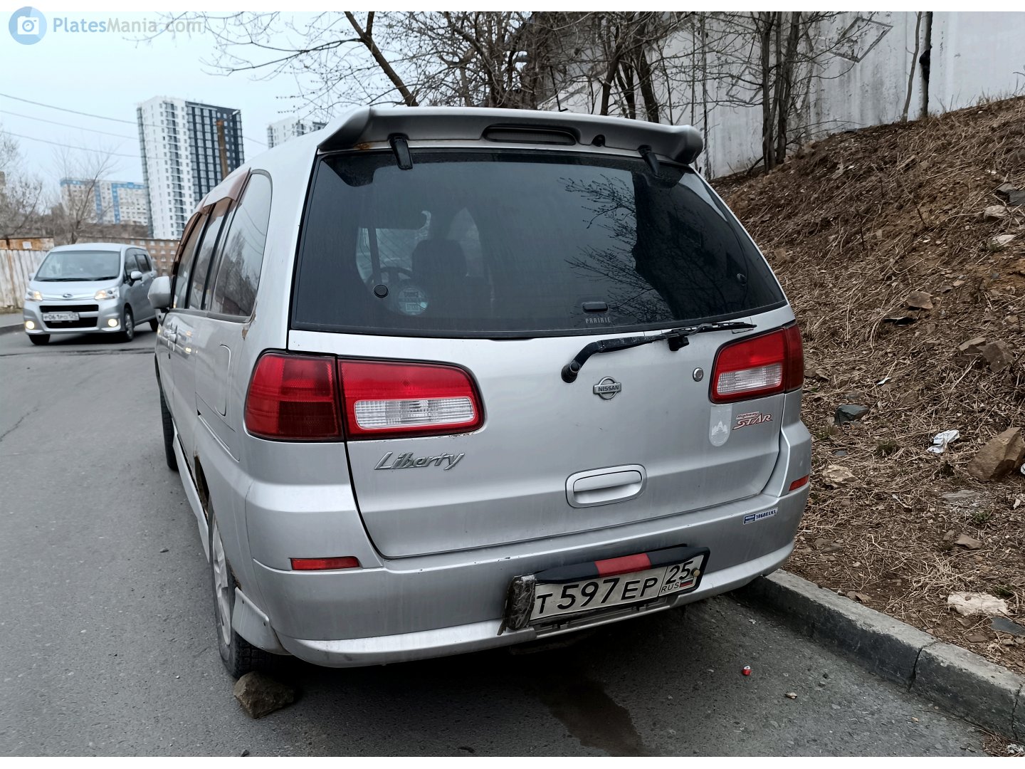 т 597 ер 25, Nissan Prairie 3rd gen (M12; HK-market), 1998–2004