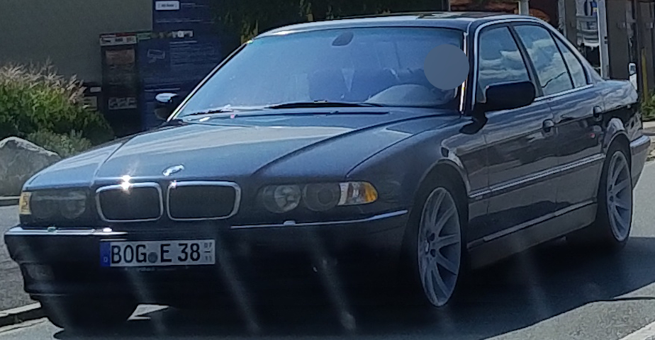 BOG E 38 (07/11), BMW 7 Series 3rd gen (E38), 1995–2001
