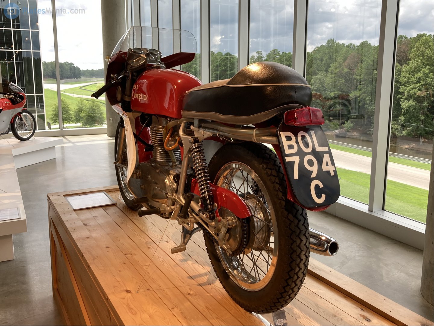 BOL794C, Royal Enfield Continental GT 