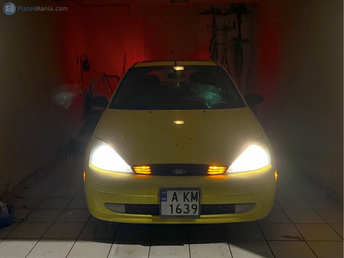 A 1639 KM, Ford Focus 1st gen 3-door Hatch (DBW; C170), 1998–2005