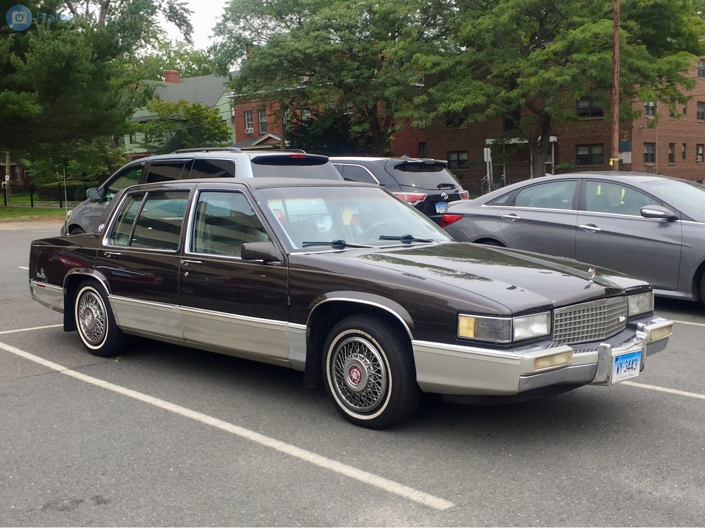 WY-3443, Cadillac DeVille 6th gen 4-door Sedan (D69; C-body), 1985–1993