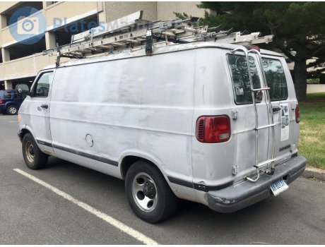 AK-80137, Dodge Ram Van