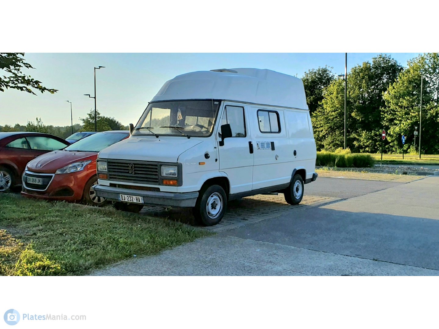 DJ-232-HA, Peugeot J5 1st gen (280), 1981–1990