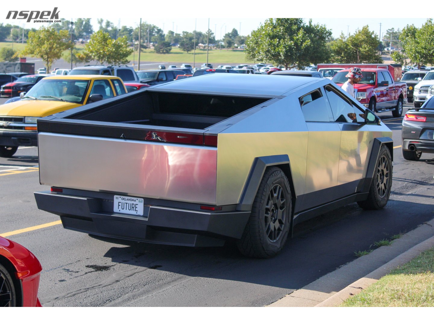 FUTURE, Tesla Cybertruck 1st gen, 2023–