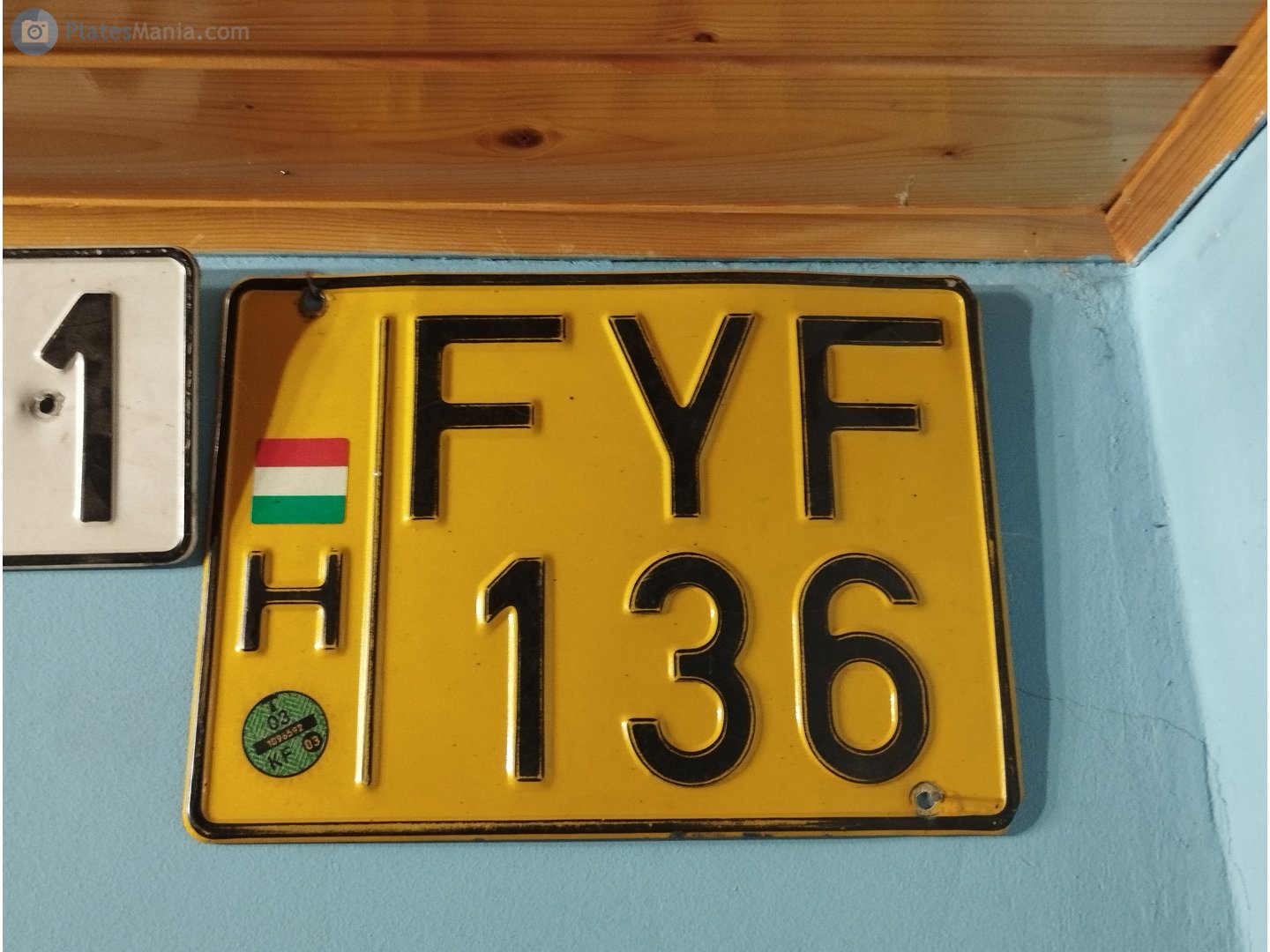 FYF-136, License plate without vehicle 